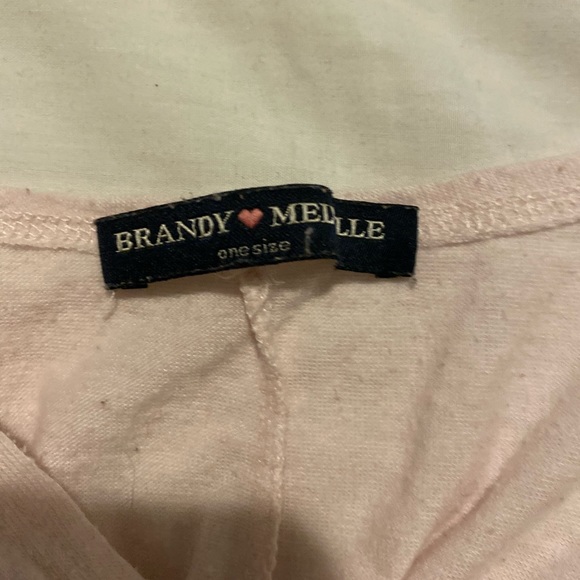 Bundle of 4 summer tanks! - Picture 9 of 10